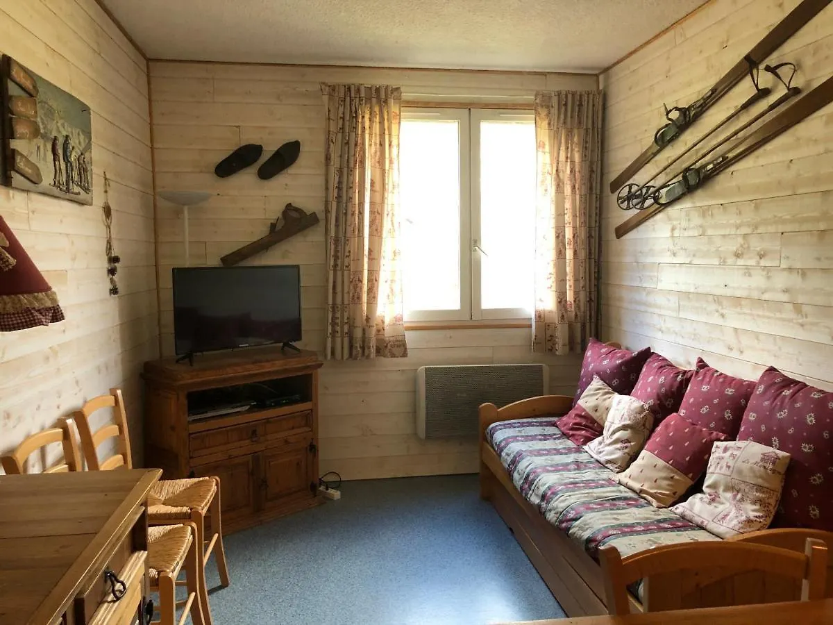 Le Bois Des Lievres contacts